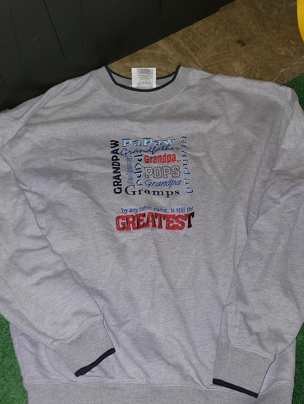 Men's Vintage Light Gray 'Greatest' Grandpa Sweatshirt